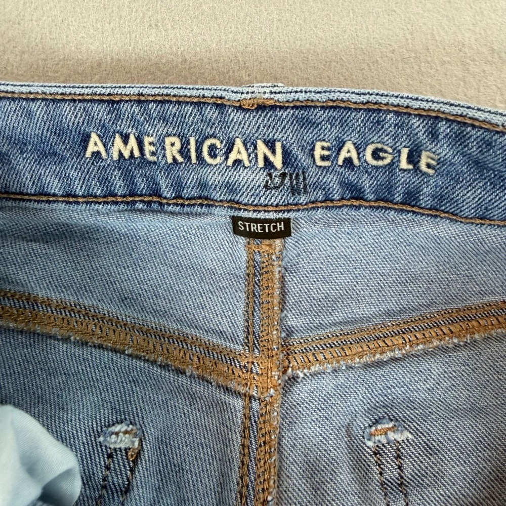 American Eagle Mom Jeans Womens 10 Tall High Rise Distressed Medium Wash - Picture 6 of 12